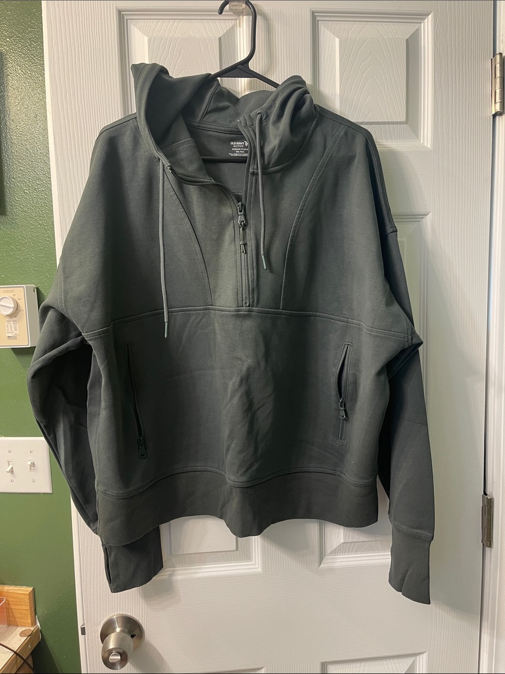 Old Navy TALL Dynamic Fleece Hoodie